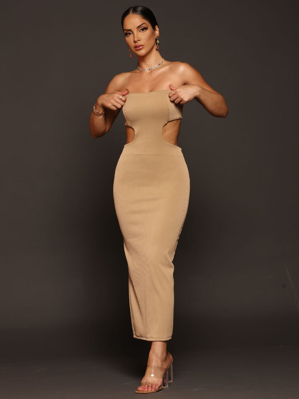 Vestido Midi Feminino Canelado Tomara que Caia com Abertura na Cintura Lunii