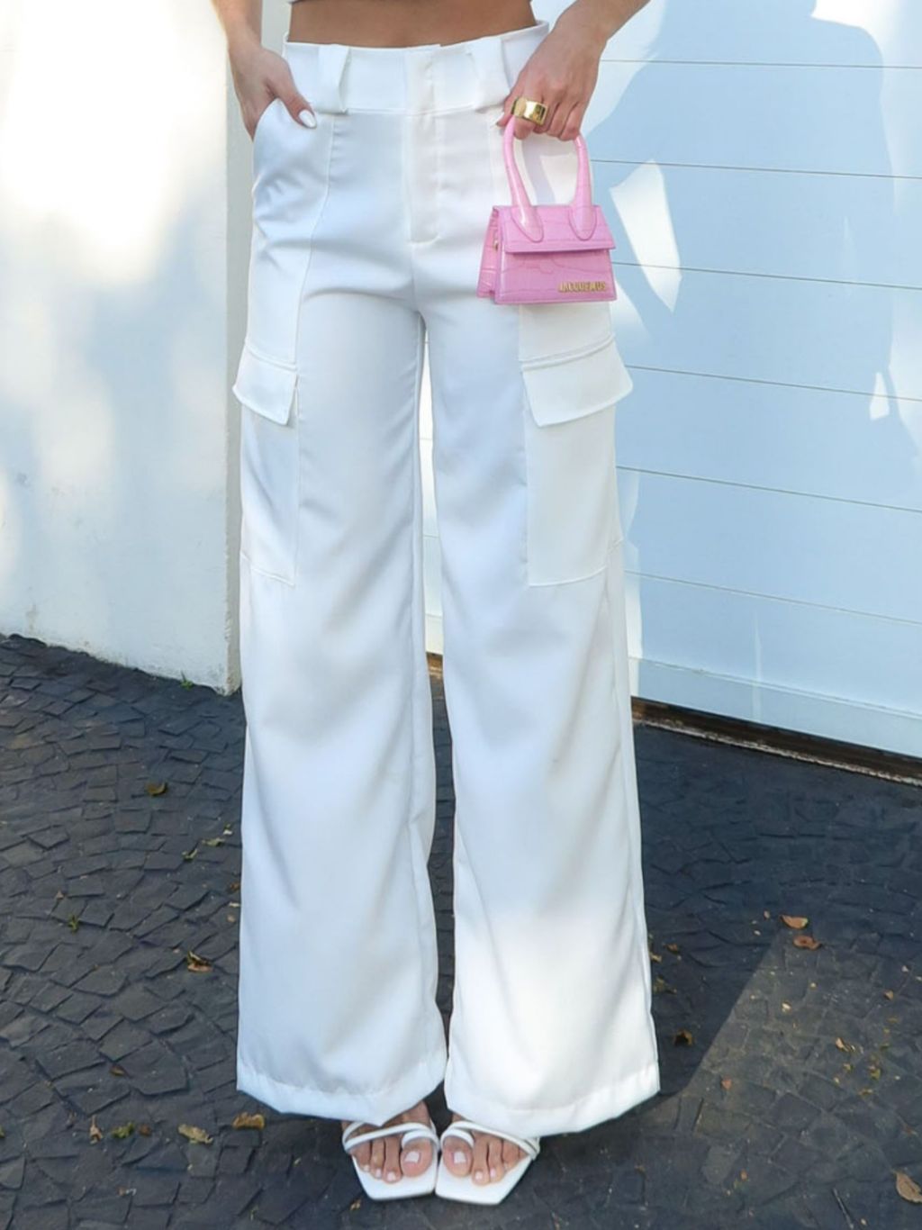 Calça Alfaiataria com Bolso Lateral