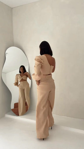 Conjunto Top Manga Única Balonê e Calça Pantalona em Linhão Gabriela Marca LUNII