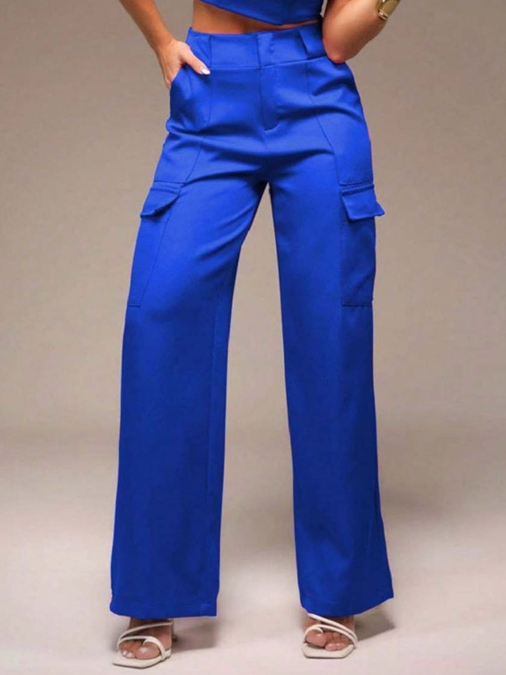 Calça Alfaiataria com Bolso Lateral