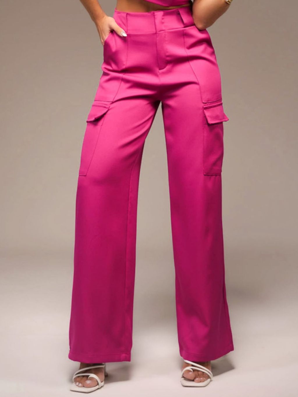 Calça Alfaiataria com Bolso Lateral