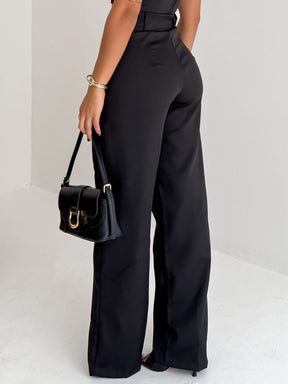 Calça Alfaiataria com Bolso Lateral